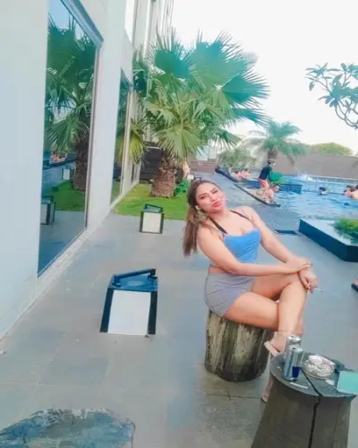 Escort Sardarpur